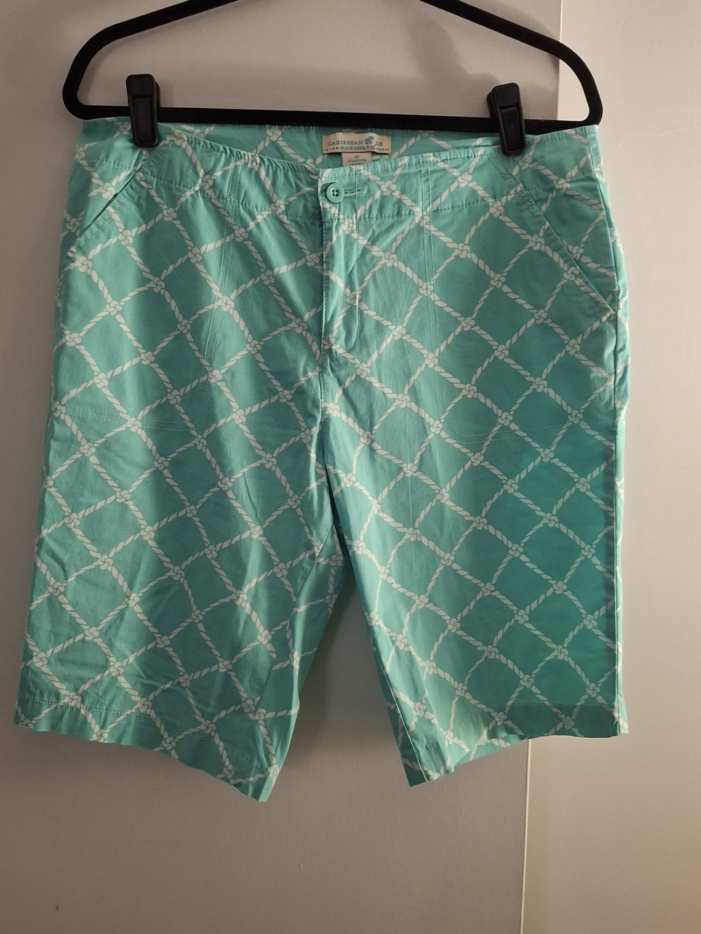 Caribbean Joe Women's Teal and White Rope Print Bermuda Shorts